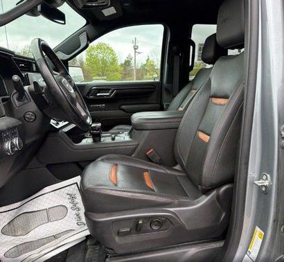 Sterling Metallic 2024 GMC Sierra 1500 AT4