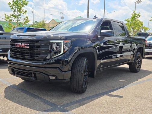 Onyx Black 2024 GMC Sierra 1500 Elevation