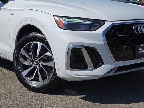 2022 Audi Q5 45 S line Premium