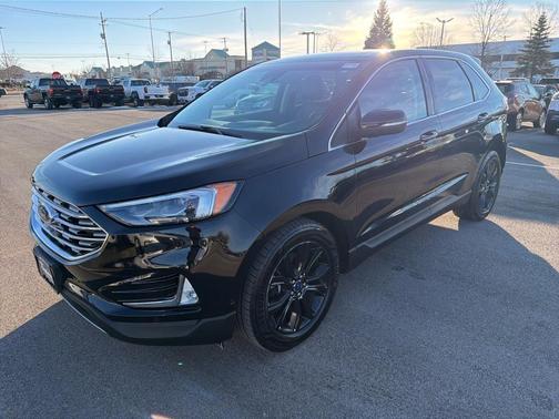 2019 Ford Edge Titanium