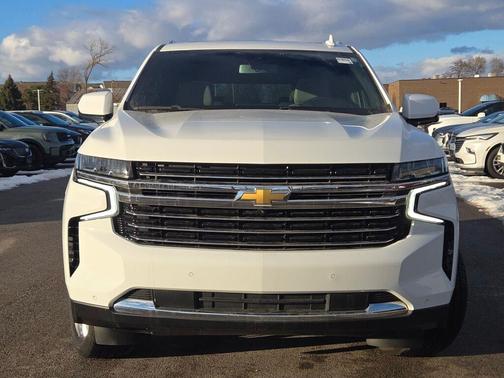2022 Chevrolet Suburban LT
