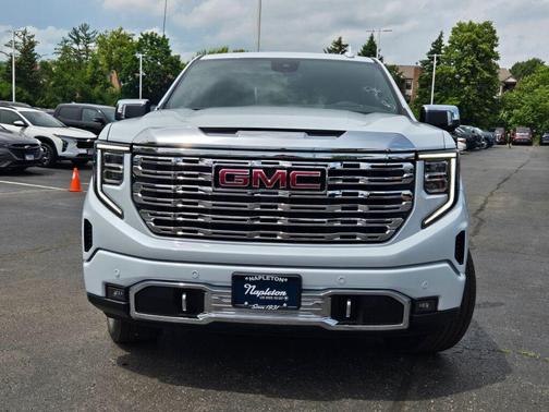 Glacier White Tricoat 2026 GMC Sierra 1500 Denali