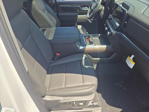 2025 GMC Sierra 3500 SLT