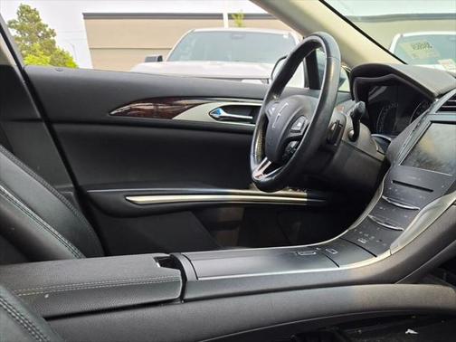 2014 Lincoln MKZ Base