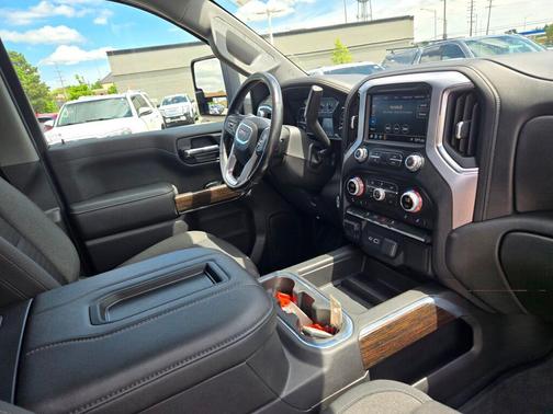Black 2022 GMC Sierra 1500 Elevation