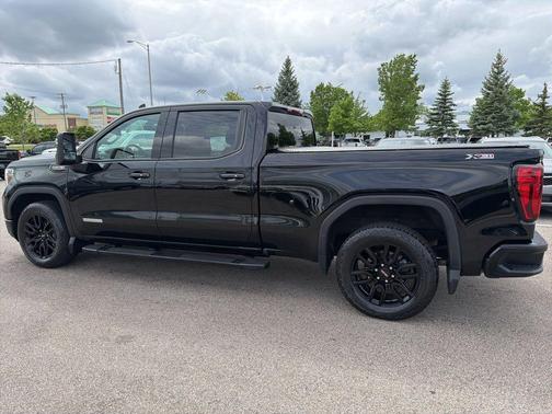 Black 2022 GMC Sierra 1500 Elevation
