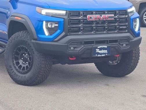 2024 GMC Canyon AT4X