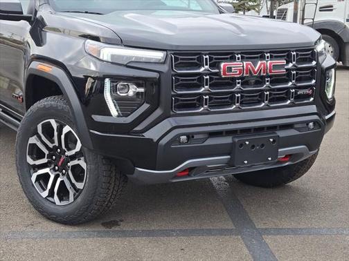 2025 GMC Canyon Base