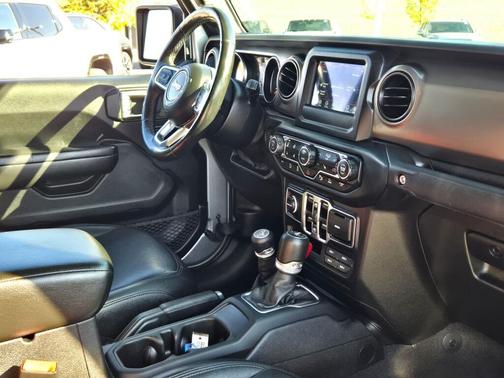 2020 Jeep Gladiator Sport S