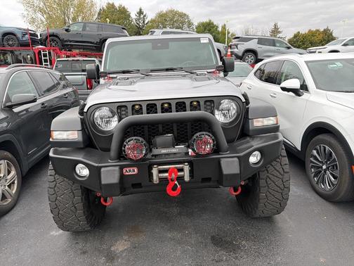 2020 Jeep Gladiator Sport S
