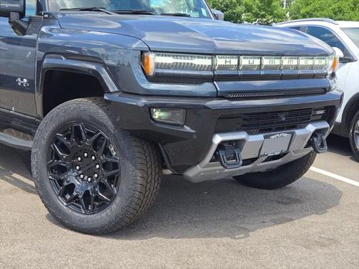 2025 GMC HUMMER EV SUV 2X