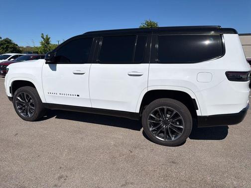Bright White Clearcoat 2025 Jeep Grand Wagoneer Series II 4x4