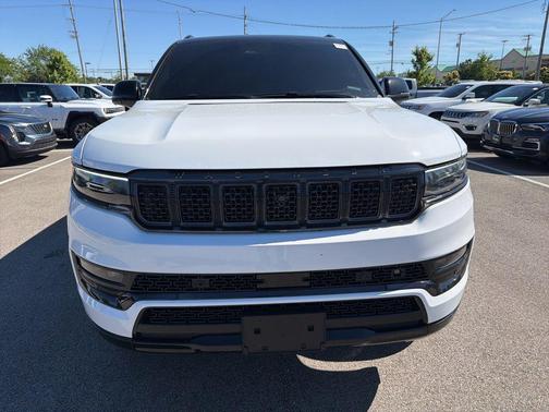 Bright White Clearcoat 2025 Jeep Grand Wagoneer Series II 4x4