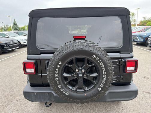 Black Clearcoat 2020 Jeep Wrangler Unlimited Willys 4x4
