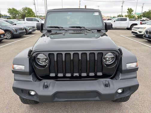 Black Clearcoat 2020 Jeep Wrangler Unlimited Willys 4x4