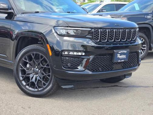 2024 Jeep Grand Cherokee Summit