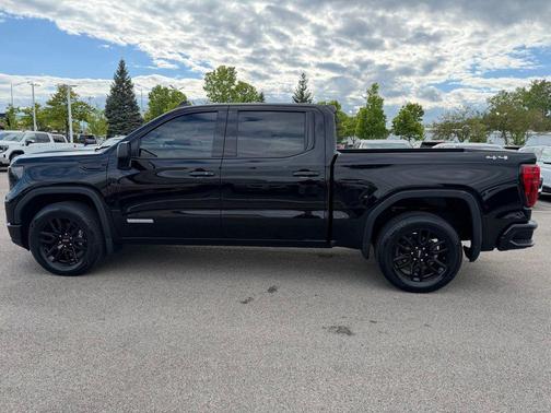 Onyx Black 2023 GMC Sierra 1500 Elevation