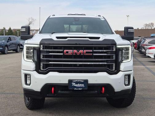 Summit White 2021 GMC Sierra 2500 AT4