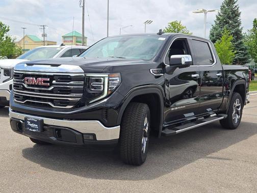 Onyx Black 2026 GMC Sierra 1500 SLT