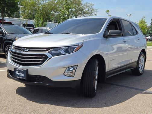 Silver Ice Metallic 2020 Chevrolet Equinox LS