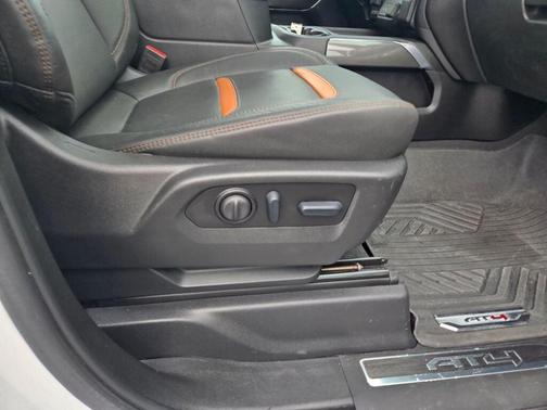 2023 GMC Sierra 2500 AT4