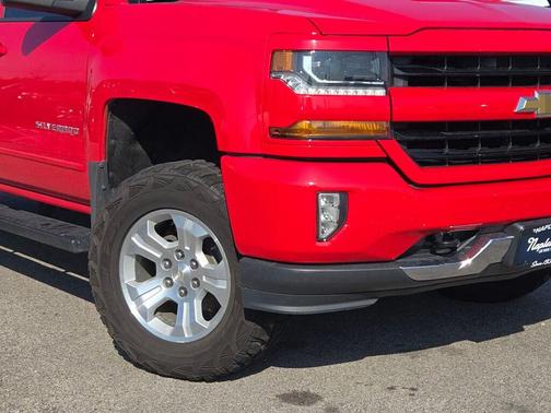 2018 Chevrolet Silverado 1500 2LT