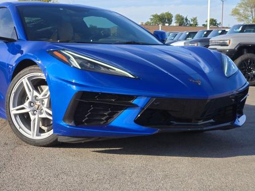 2021 Chevrolet Corvette Stingray w/2LT