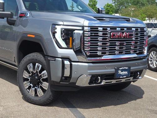 Sterling Metallic 2026 GMC Sierra 2500 Denali