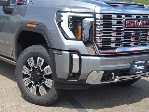 Sterling Metallic 2026 GMC Sierra 2500 Denali