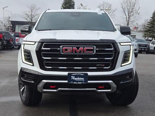 2026 GMC Yukon 4WD AT4