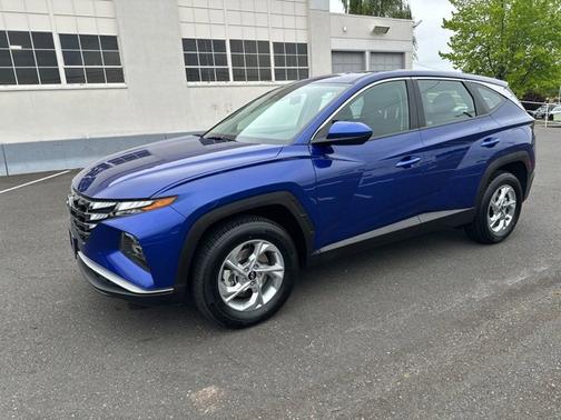 Blue 2023 Hyundai TUCSON SE