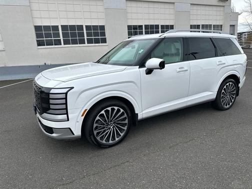White 2026 Hyundai Palisade Hybrid Calligraphy