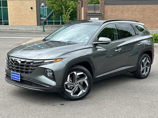 Gray 2023 Hyundai TUCSON Limited