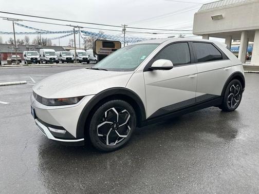 2024 Hyundai IONIQ 5 SEL