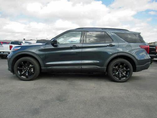 2023 Ford Explorer ST-Line