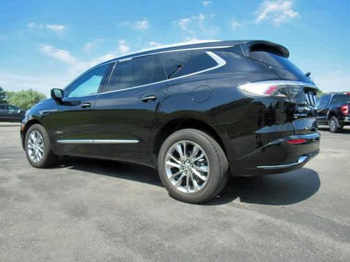 2024 Buick Enclave Avenir AWD