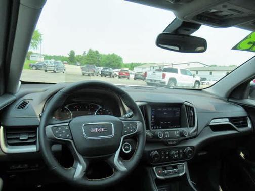 2023 GMC Terrain AWD AT4