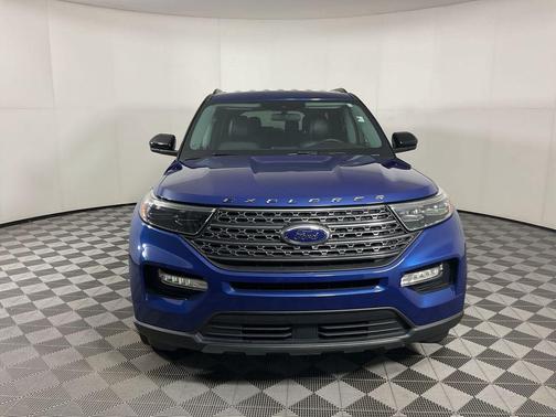 Atlas Blue Metallic 2022 Ford Explorer XLT