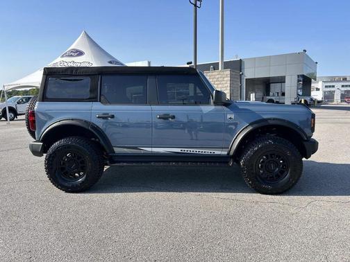 Azure Gray Metallic Tri-Coat 2025 Ford Bronco Big Bend