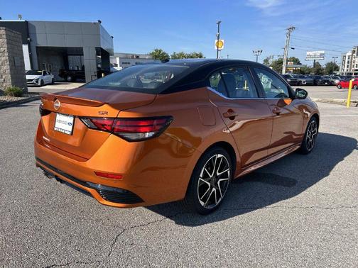 Monarch Orange Metallic/Super Black 2024 Nissan Sentra SR