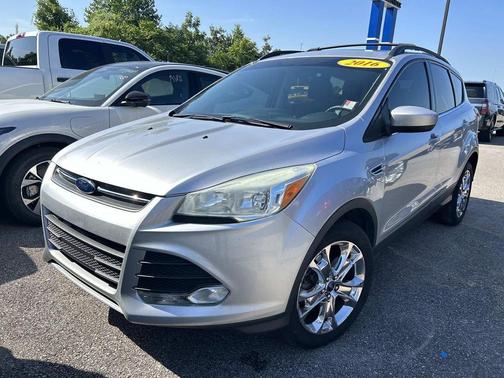 Ingot Silver 2016 Ford Escape SE