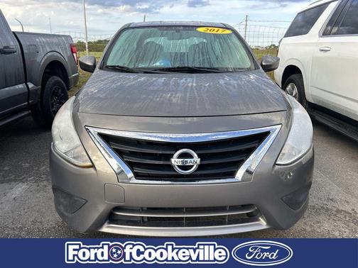 Titanium 2017 Nissan Versa 1.6 S+