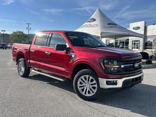 Ruby Red Metallic Tinted Clearcoat 2026 Ford F-150 XLT