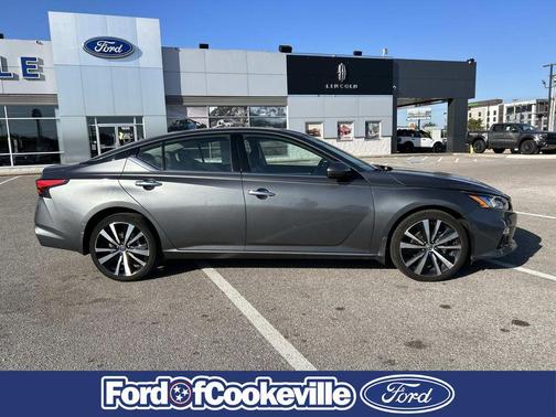 Gun Metallic 2021 Nissan Altima Platinum Intelligent AWD