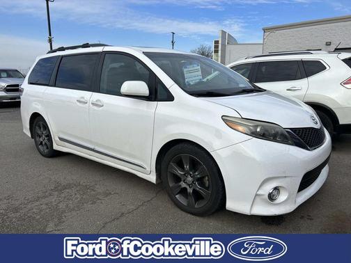 2016 Toyota Sienna SE