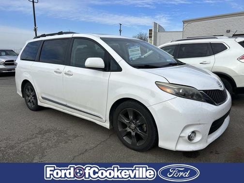 2016 Toyota Sienna SE