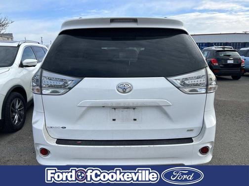 2016 Toyota Sienna SE