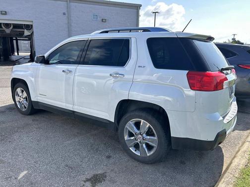Summit White 2015 GMC Terrain SLT-2