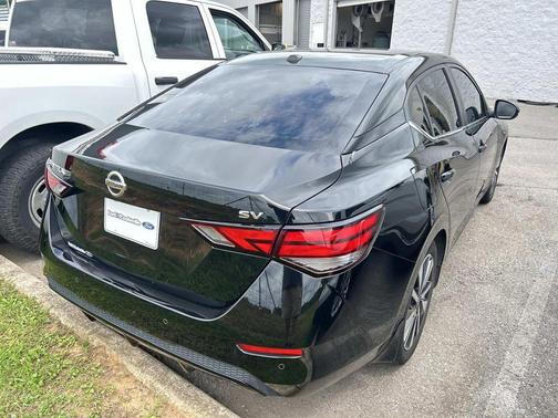 Super Black 2020 Nissan Sentra SV