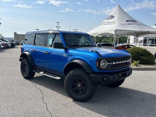 Velocity Blue Metallic 2026 Ford Bronco Big Bend